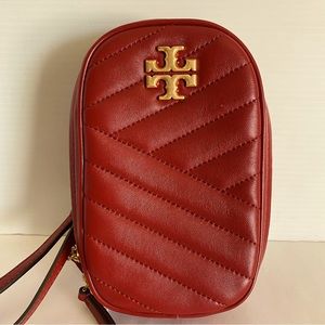 Tory Burch Kira Chevron Phone Crossbody Like New!